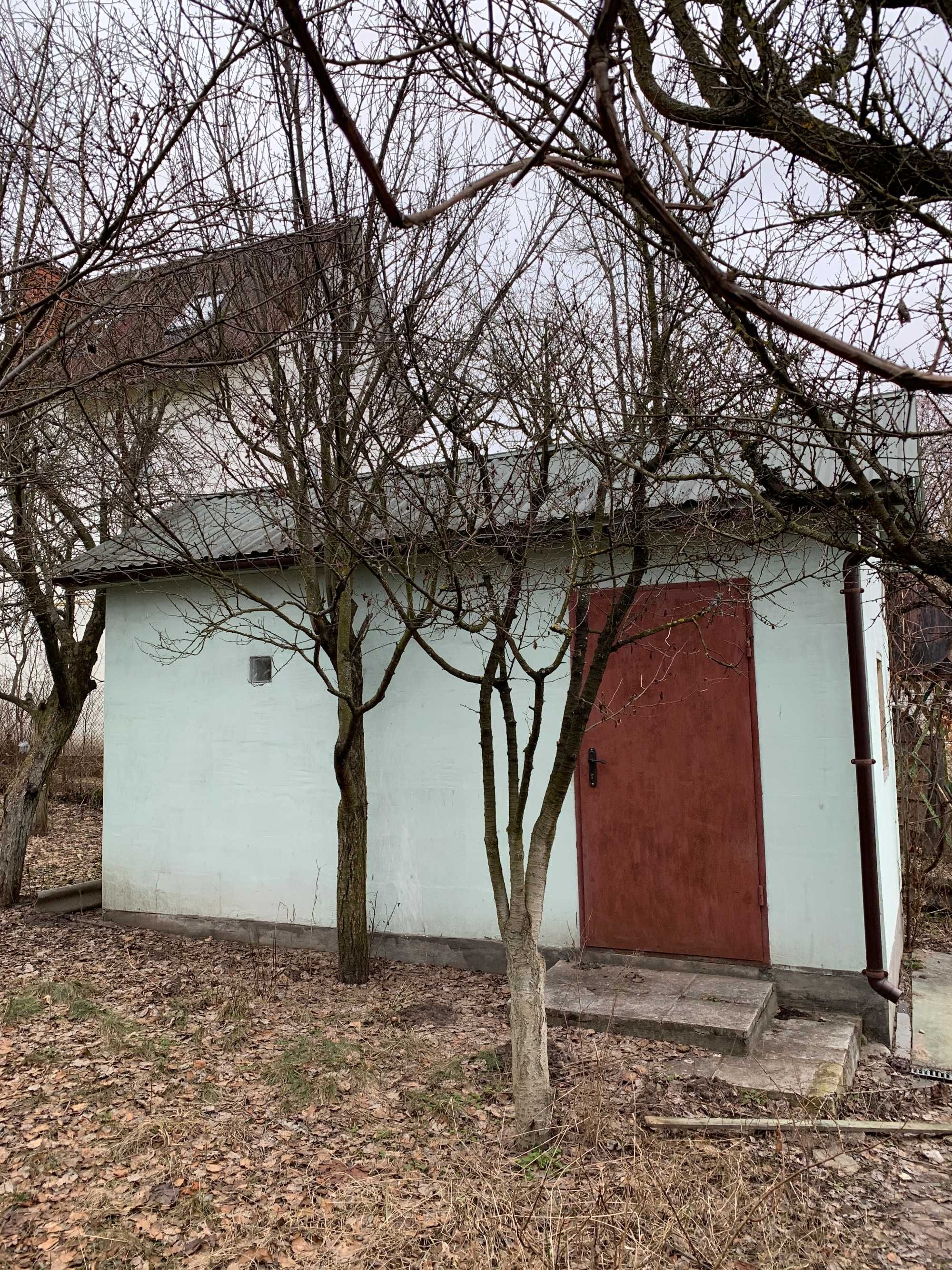 Будинок 3-х поверх. під Києвом Миколаївка 35км по Житомирській 200м2