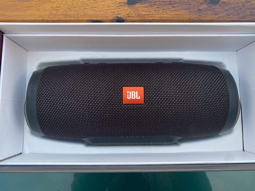 JBL Charge 3 - ідеальний стан