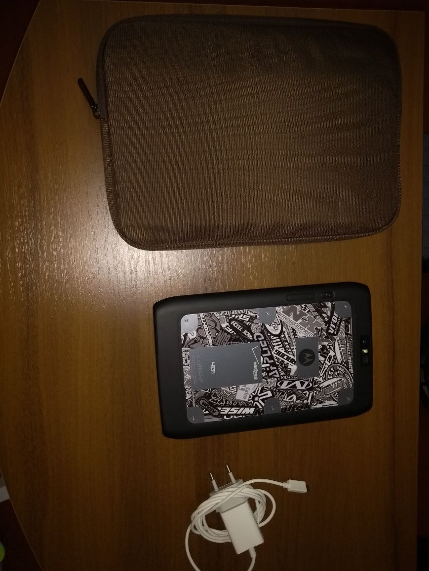 Планшет Motorola Droid MZ 60-916 7", б/у