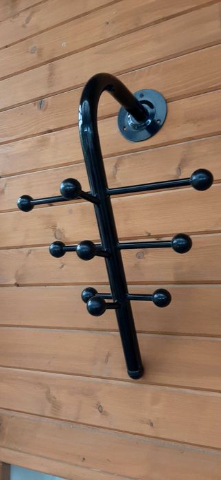 Wieszak ścienny metalowy