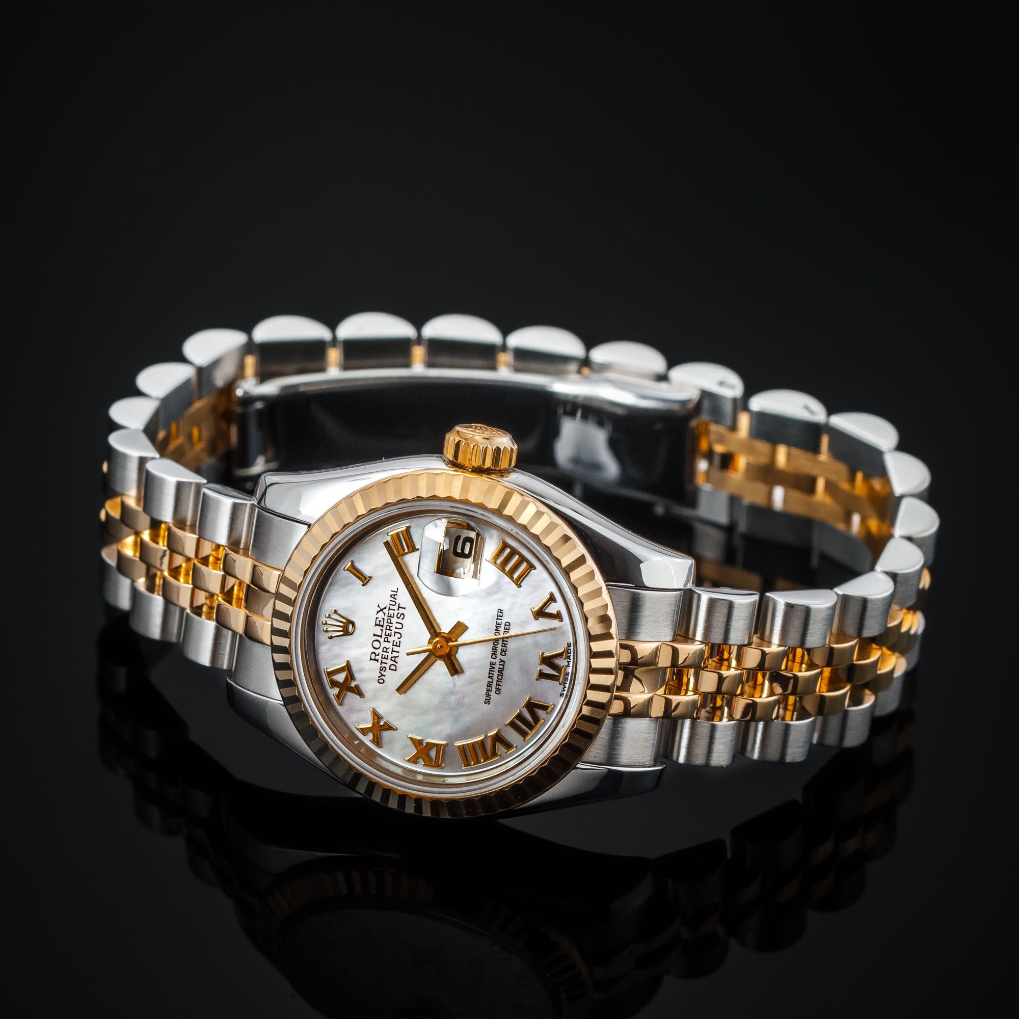 Rolex Datejust 26 tarcza z masy perłowej o rzymskich indeksach