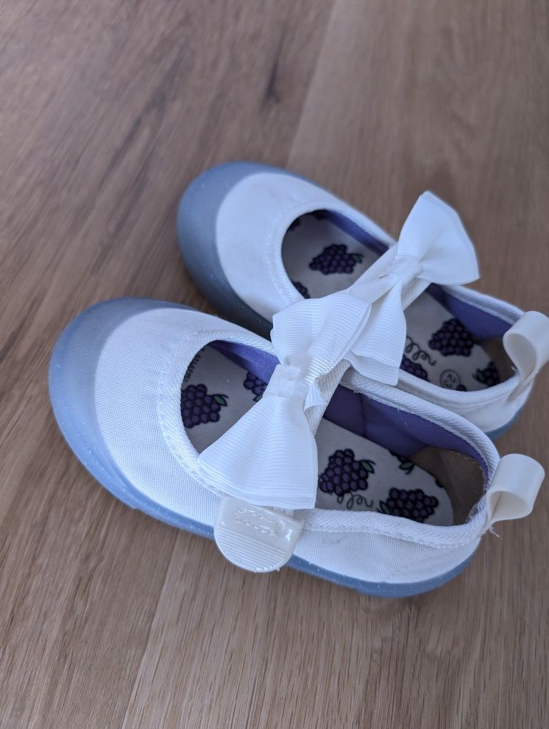 Buciki dla dziewczynki Nelli Blu CCC 23