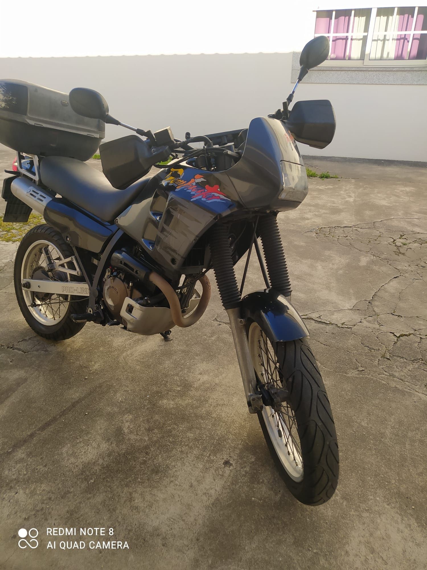 Honda NX250 Dominator