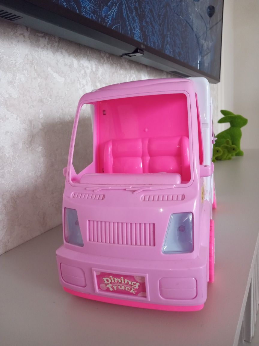 Auto Camper Barbie