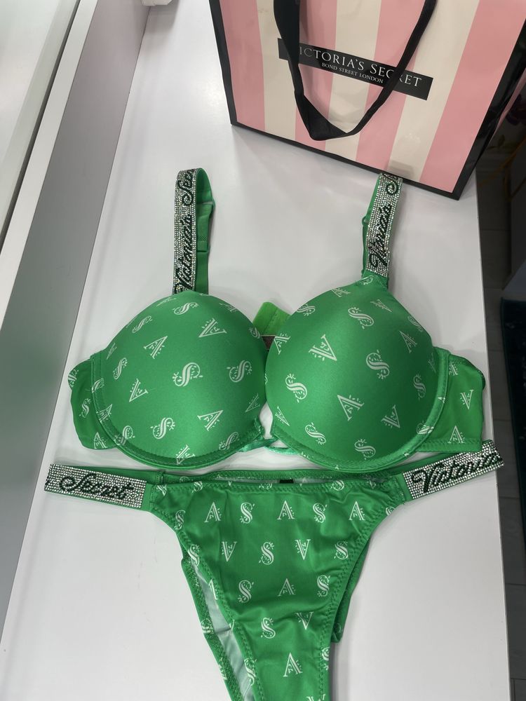 Коплект Victoria Secret