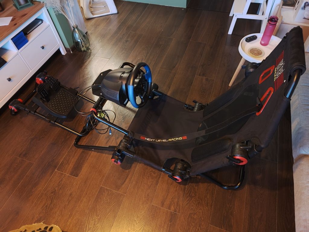 Fotel gamingowy + kierownica t150