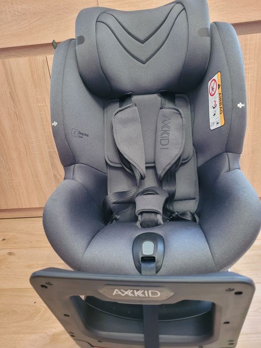 Fotelik samochodowy Axkid Spinkid 0-18kg