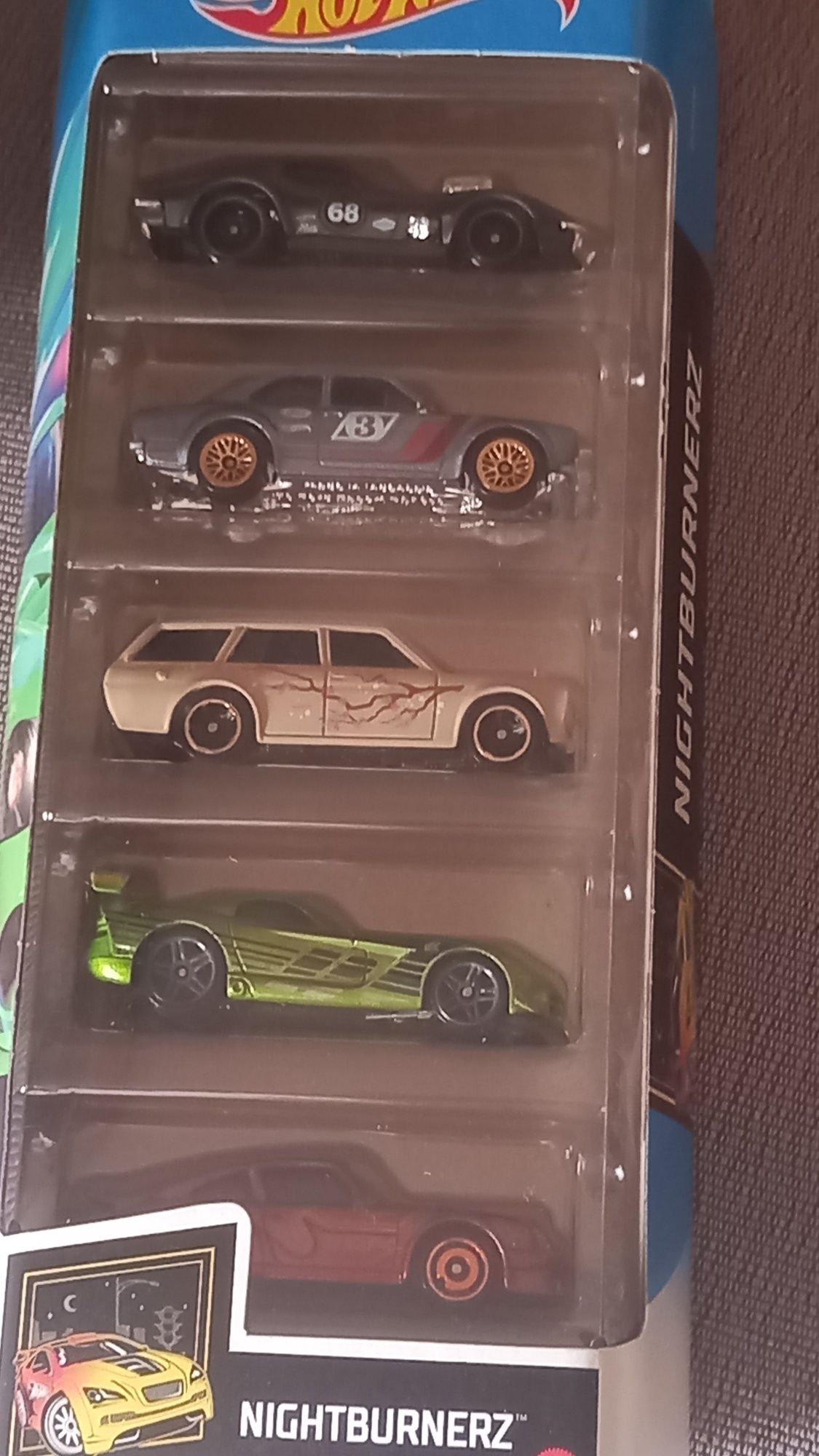 Pack's de 5 miniaturas  hot wheels