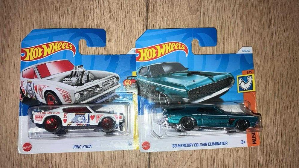 2 Hot Wheels King & Mercury