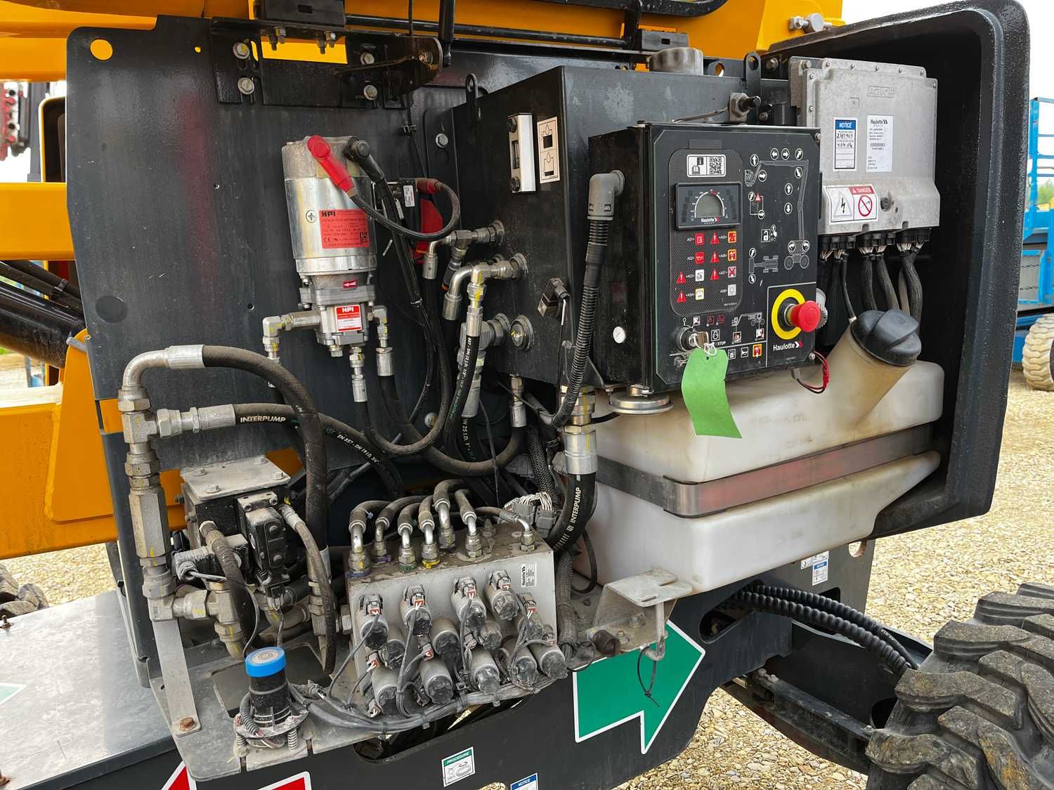 Podnośnik koszowy przegubowy terenowy Haulotte HA 16 RTJ 16m 1256h