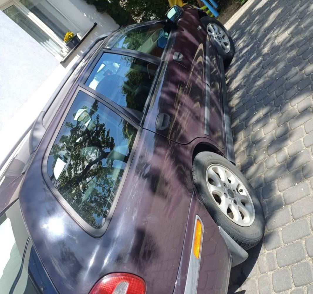 Sprzedam volvo v40