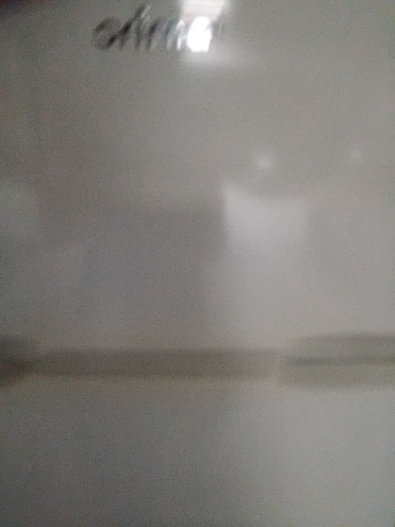 Frigorífico e máquina de lavar roupa 5k