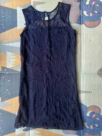 Granatowa koronkowa sukienka Mohito 42