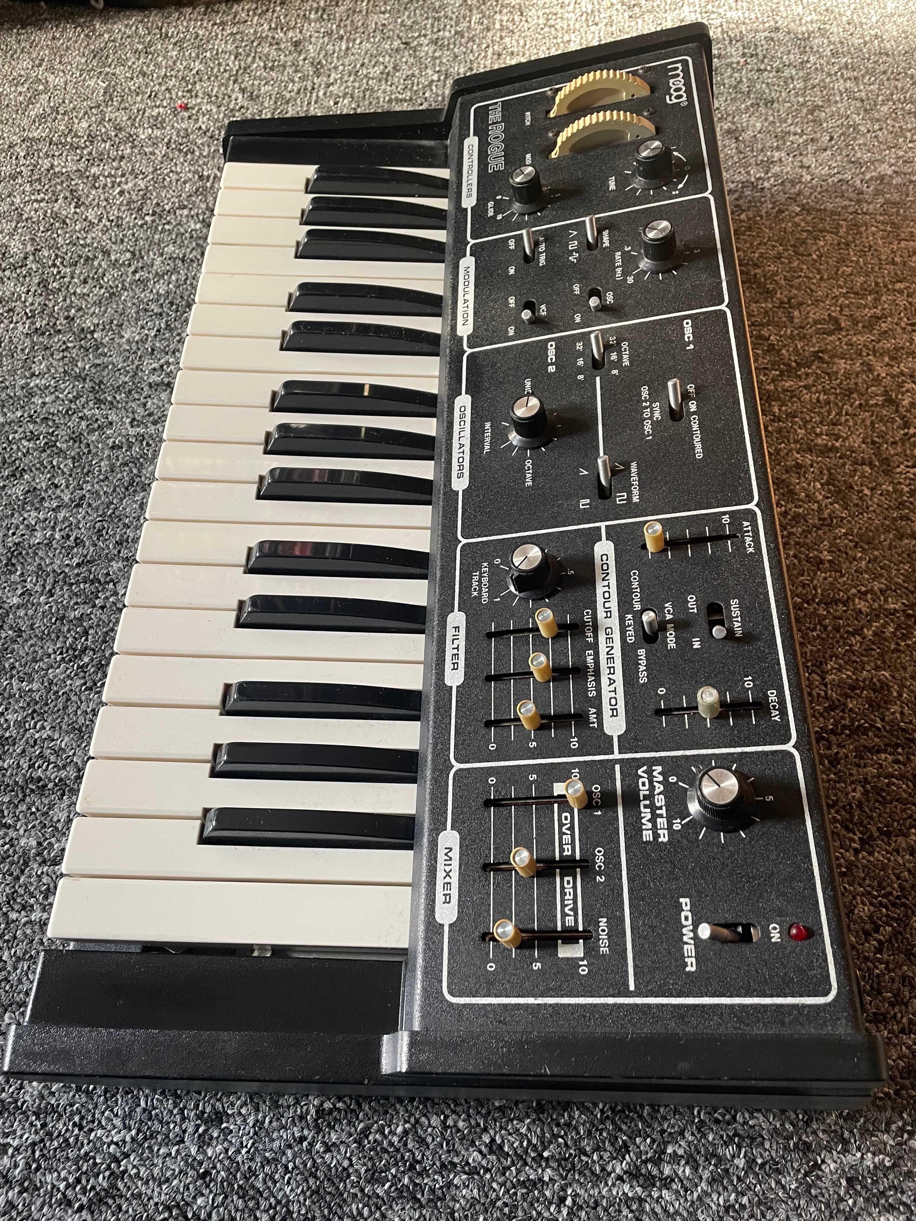 Moog Rogue Vintage 1981