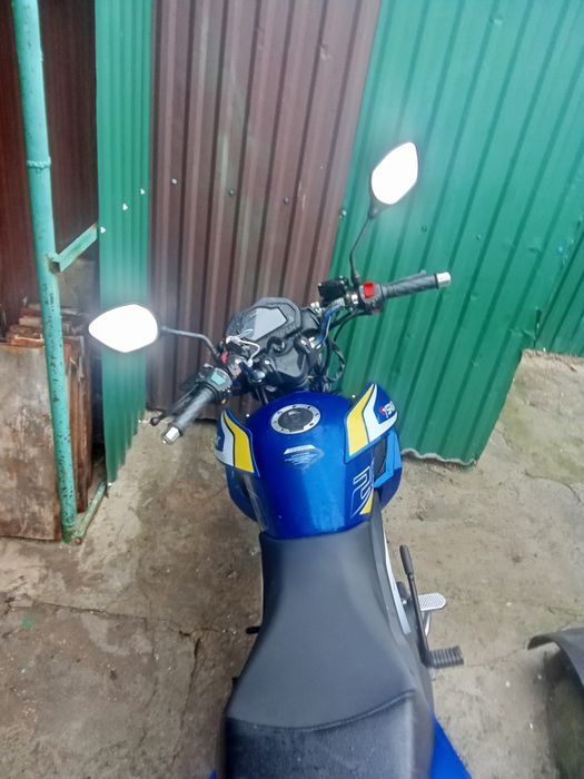 Мотоцикл 200 кубов