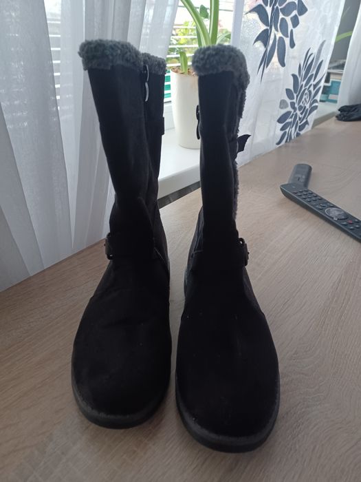 Nowe kozaki dziewczęce rozm.34