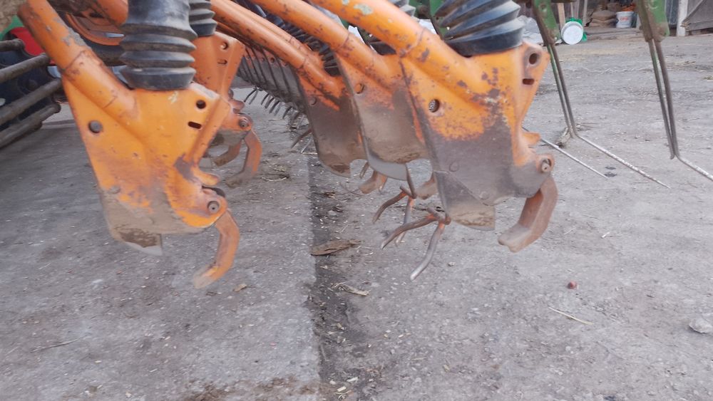 Zestaw uprawowo siewny amazone d8