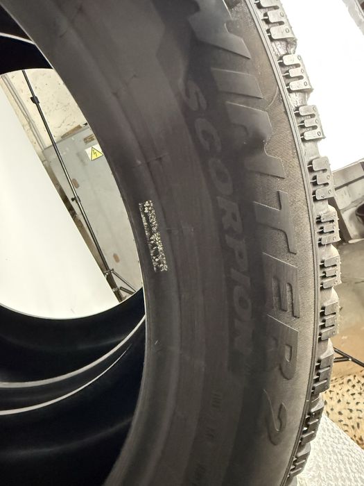 Шини 2шт. 2023 R20 285/45 (112V) Pirelli Scorpion 6мм зимова резина