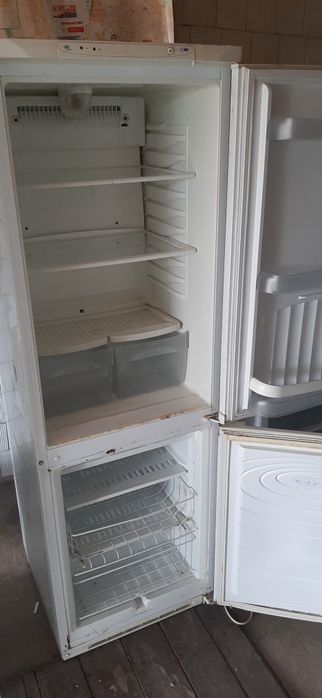 Холодильник б/у Цена 3599