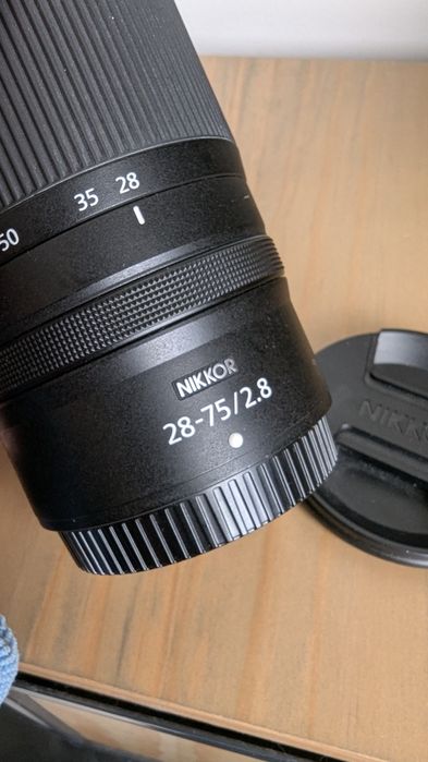 Nikon Z 28-75mm 2.8 em óptimo estado