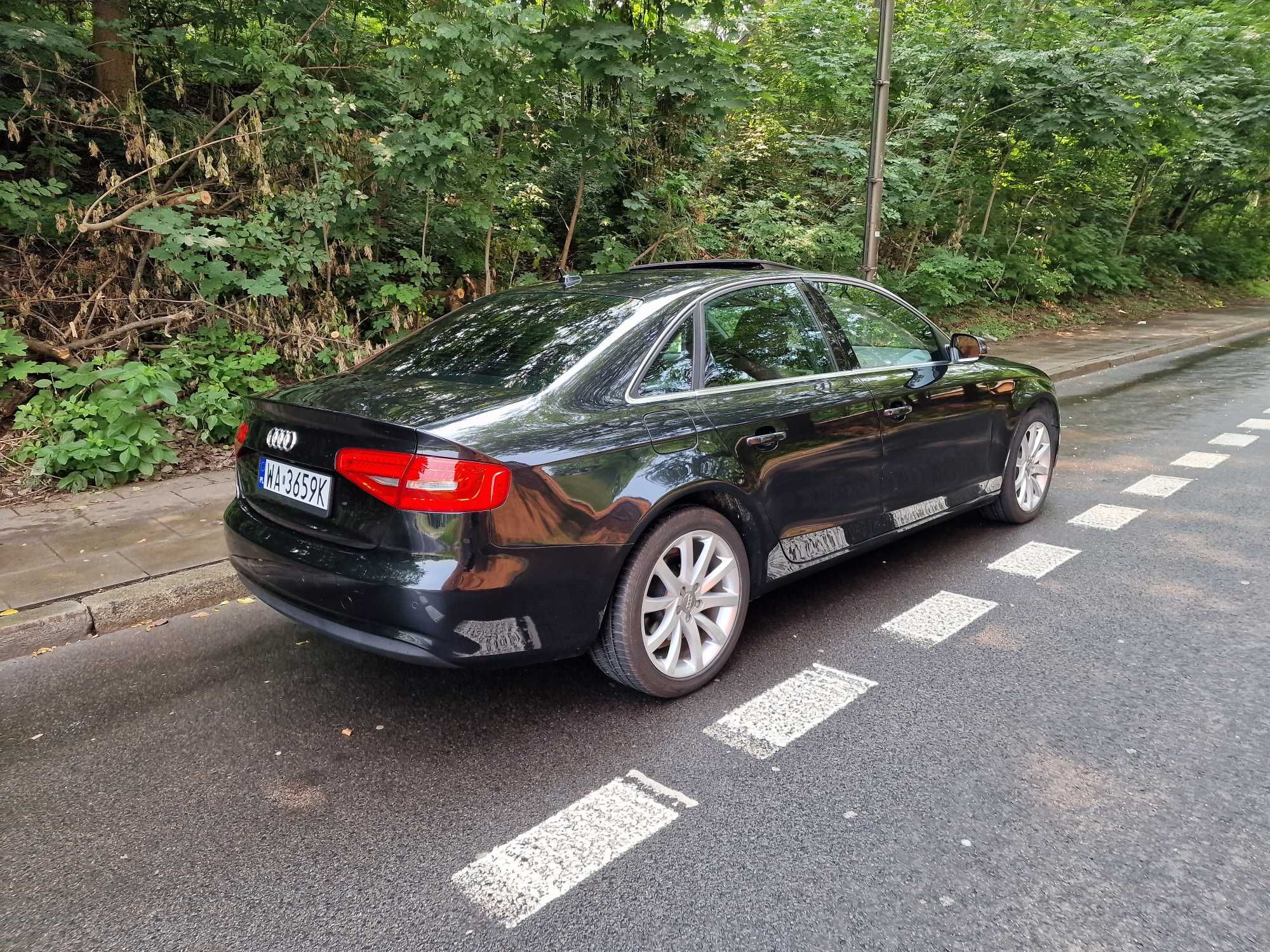 Audi A4 B8 2.0 TFSI Quattro Skóra Manual Xenon Alu 18"