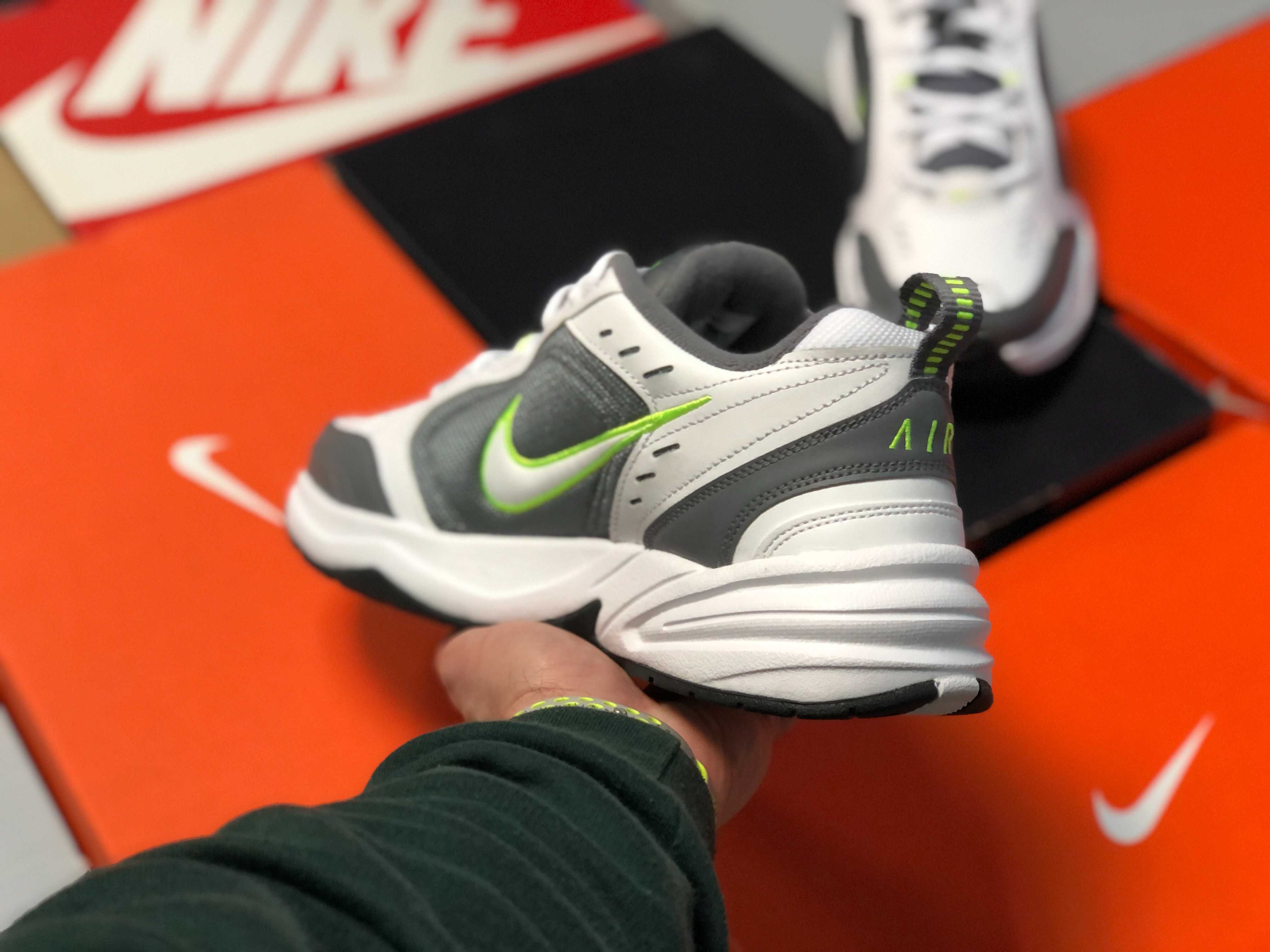 Кросівки Nike Air Monarch IV 415445-100
