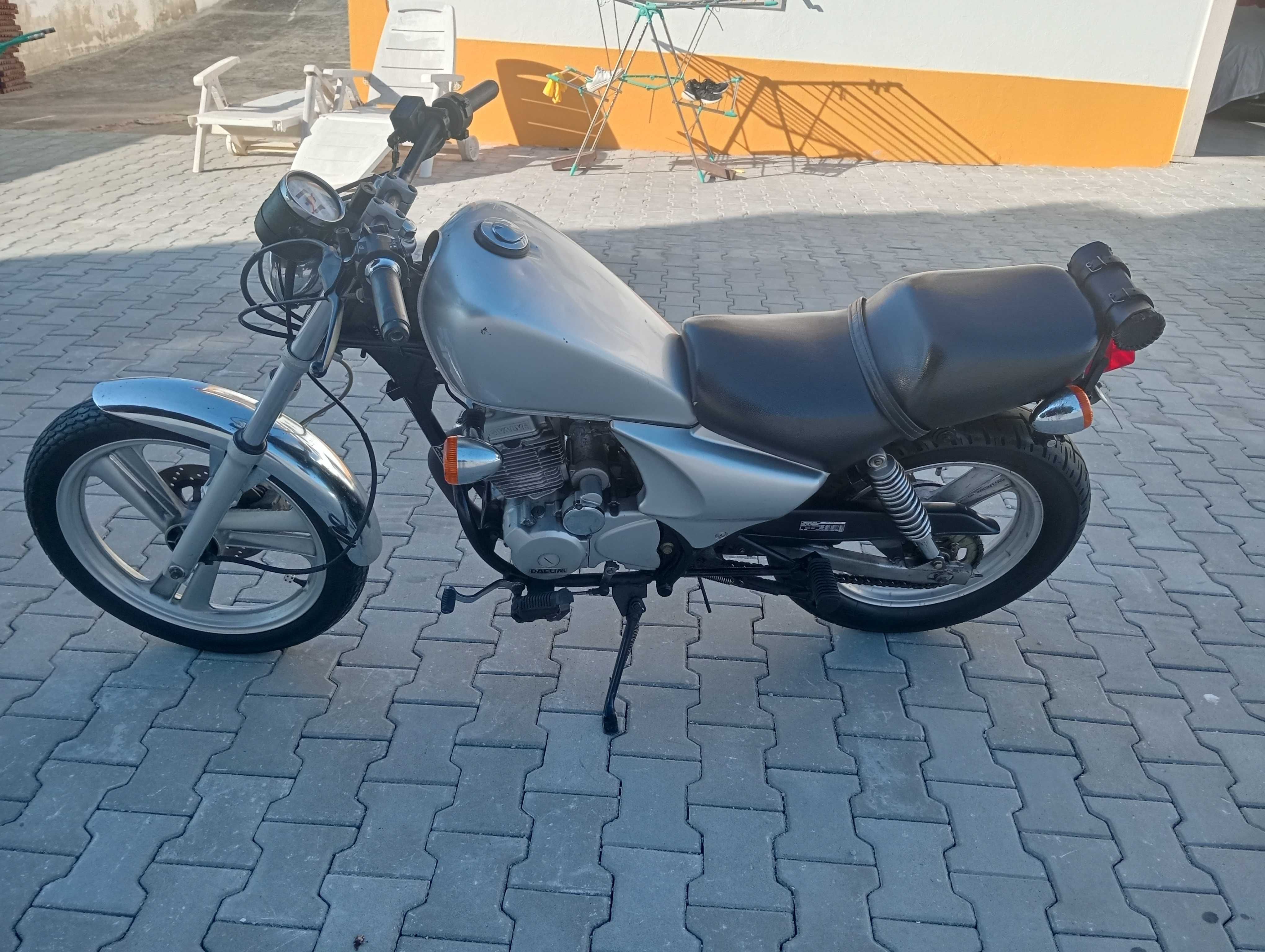Daelim VS 125 - Advance II