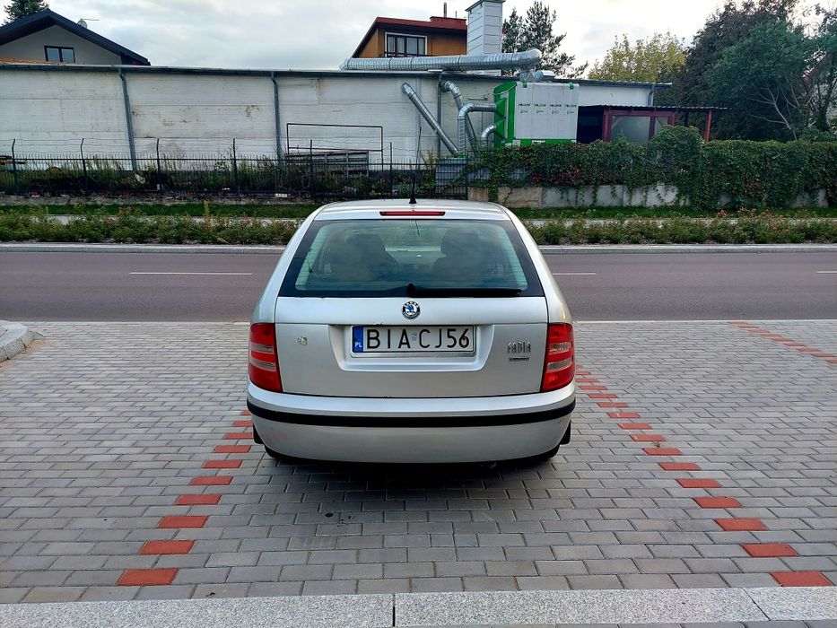 Skoda Fabia Kombi 1.4 MPI Salon Polska