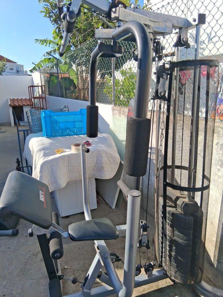 Máquina para todo tipo de exercícios