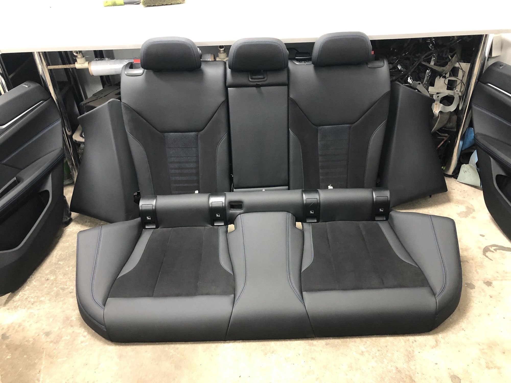 Комплектний салон сидіння з картами M-пакет (Англія) BMW i4 G26 2021-