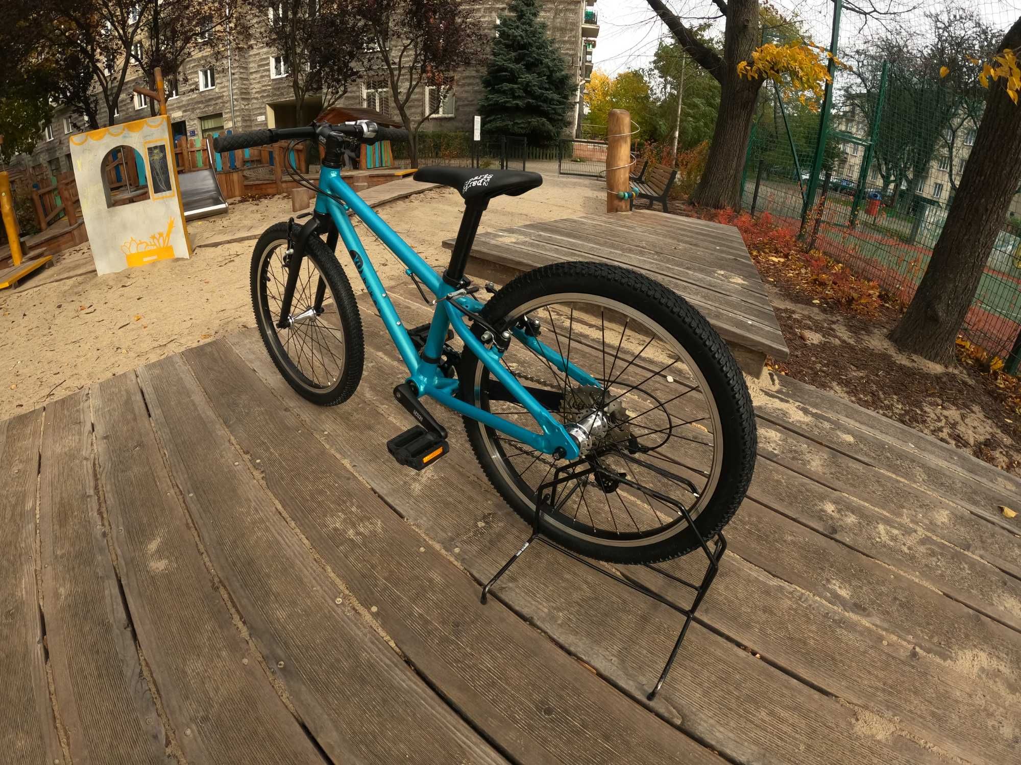 KUbikes 20L - lekki rower dla dzieci, waga 7,5 KG - bajkids.pl
