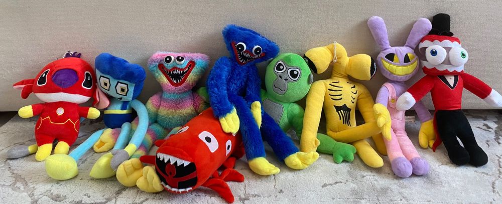 Іграшки хагі вагі поїзд монстр сіреноголовий