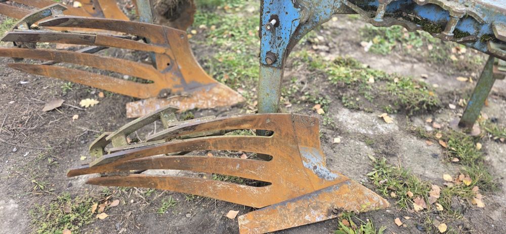 Sprzedam pług 3 skibowy obrotowy lemken opal 110 azurowy