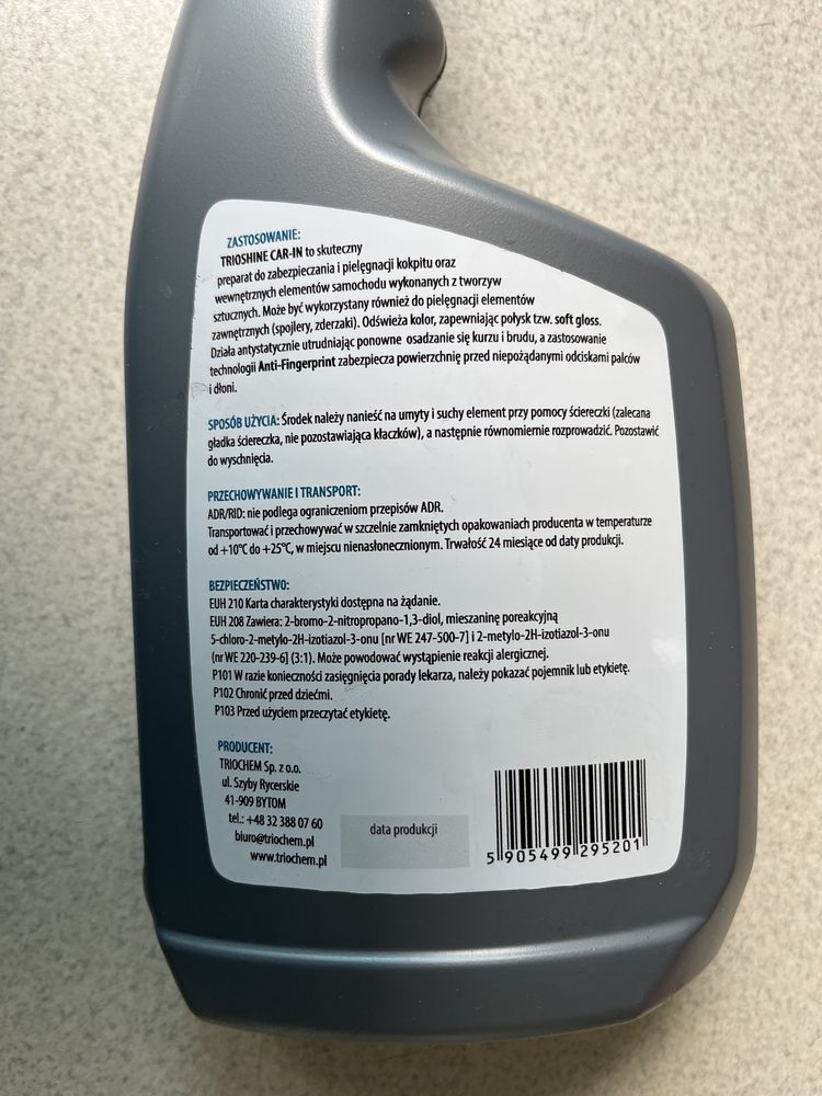 Nablyszczanie plastikow kokpitu Trioshine Car-in