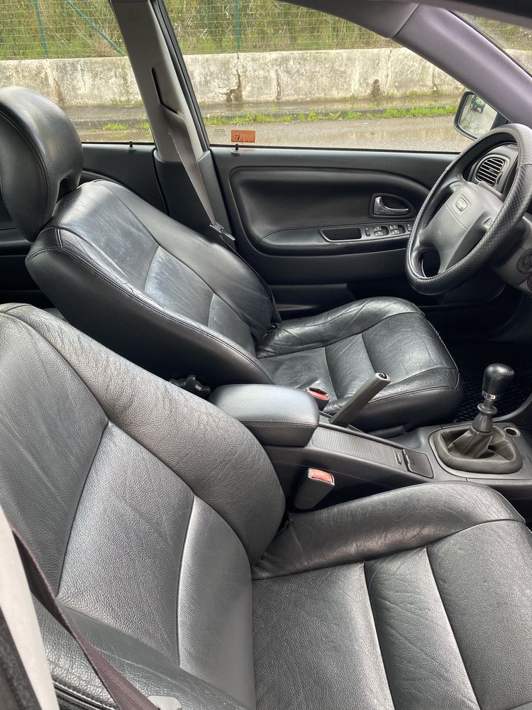 Volvo S40 2001  Veiculo completo!