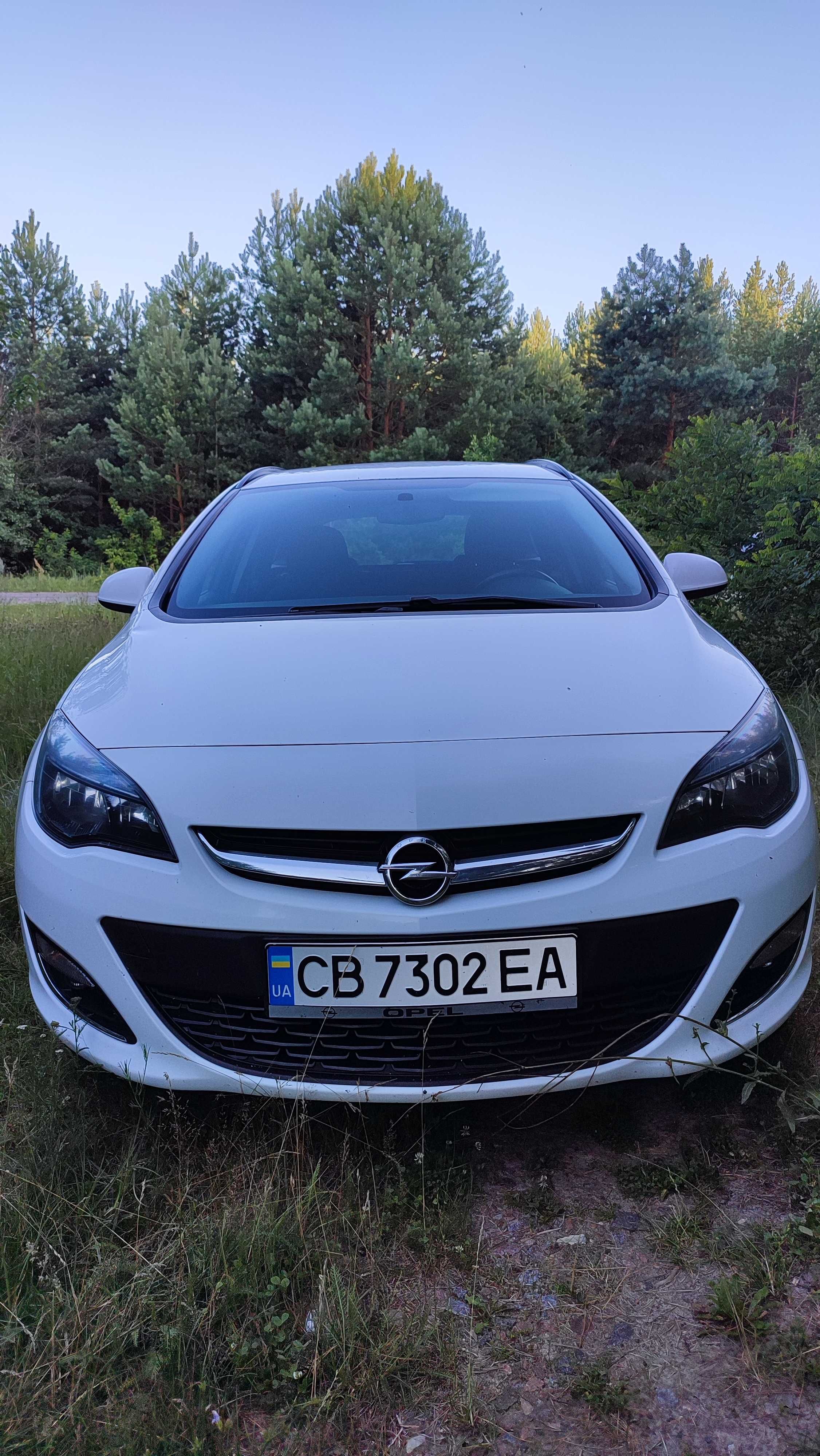 Opel Astra J Sport Tourer 1.7 CDTI 2012