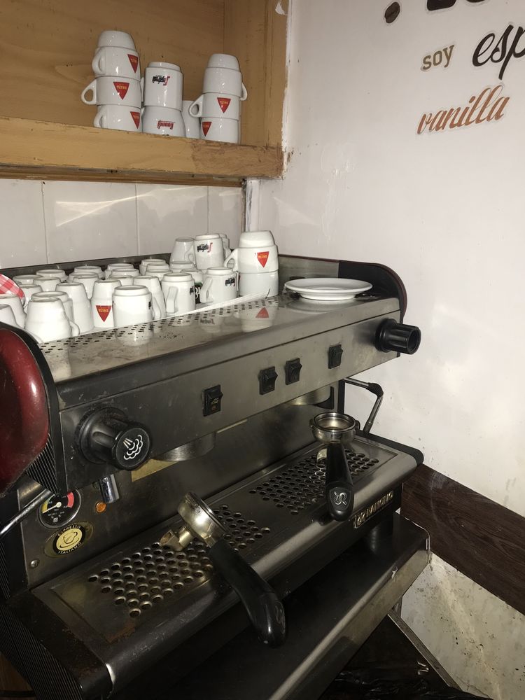 Maquina de cafe variada