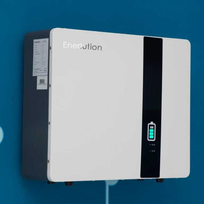 Новий LiFePO4 акумулятор Enerlution LFPWall-5000 (5.2 кВт*год)