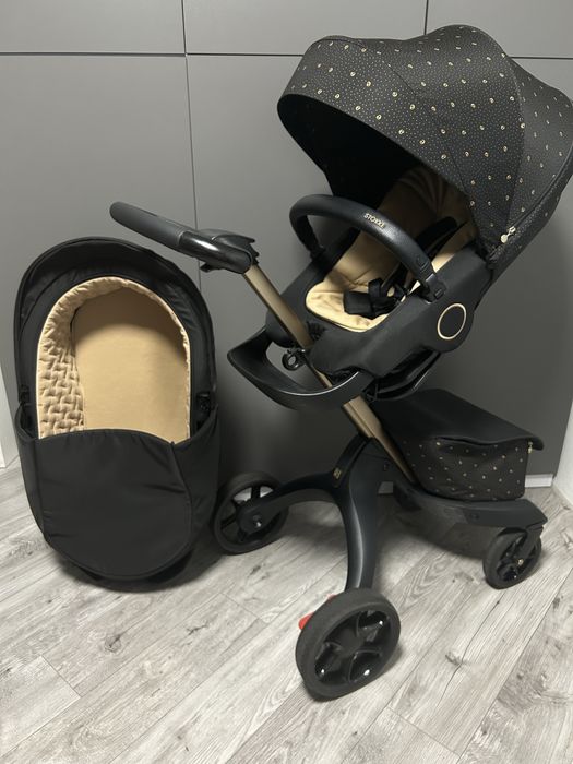 Stokke Gold Signature золота рама чорний візок