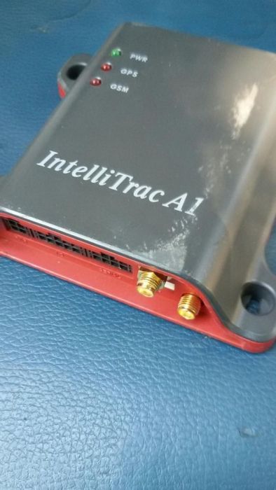 Intelli track a1 gps Tracker с огромным набором функций