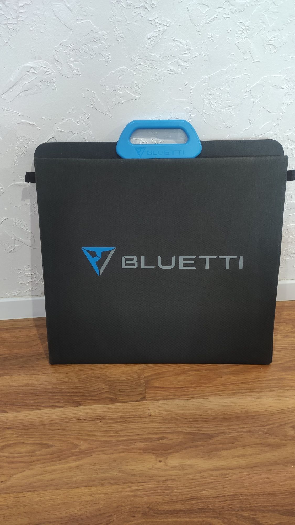 Bluetti EB70 не Ecoflou
