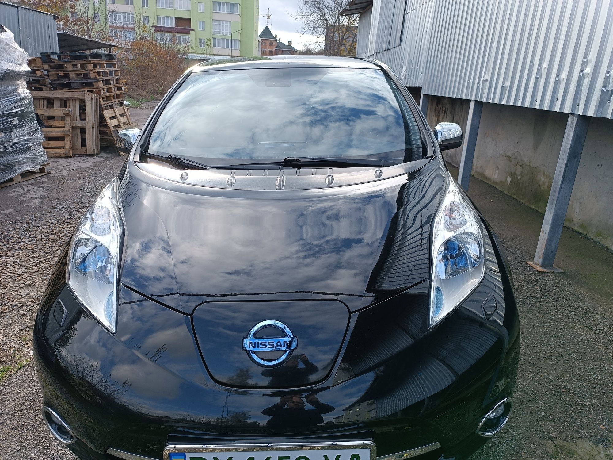 Nissan leaf 2013