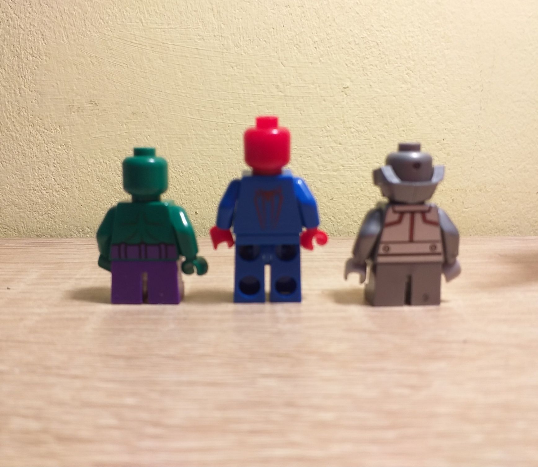 Lego hulk I ultron +gratis