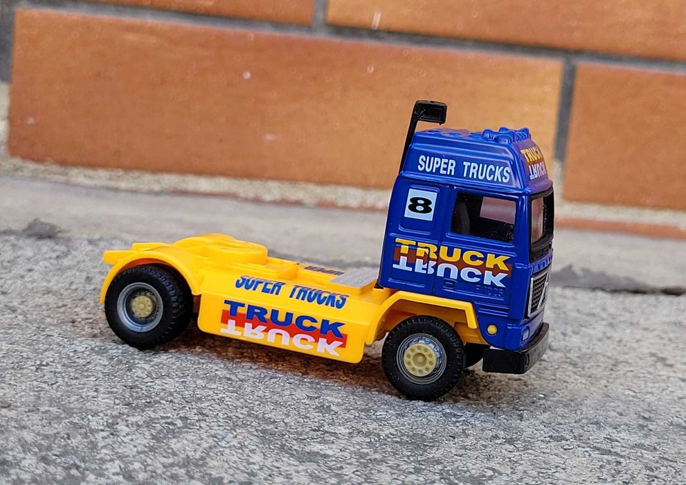 Wyścigowa Volvo FH16 Truck nowy pudełko 1:55 kolekcja model Ciężarowka
