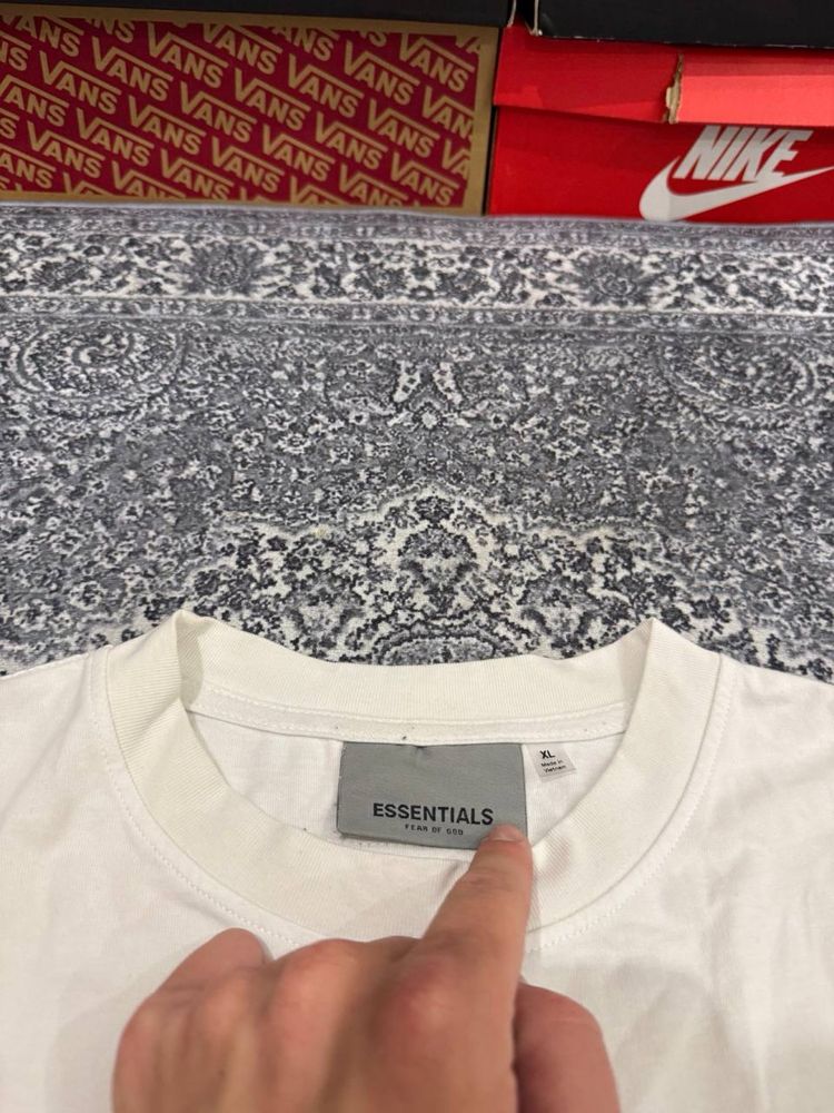Футболка essentials fear of god Оригинал