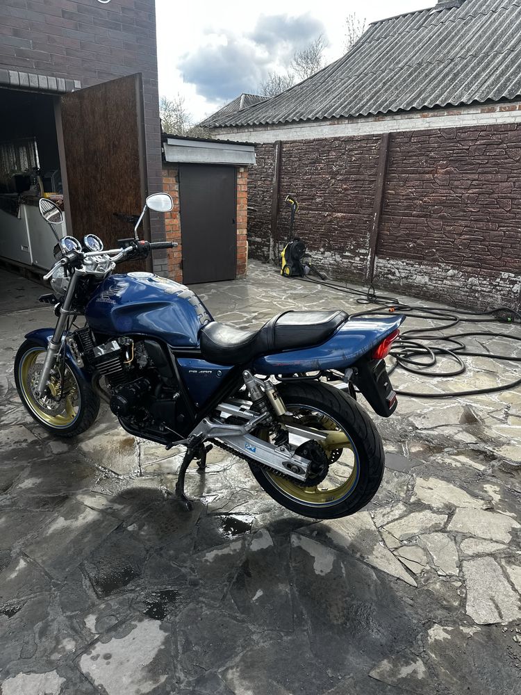Honda cb-400 хорошая