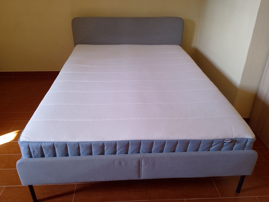 Colchão VESTEROY NOVO!!+ Cama de casal