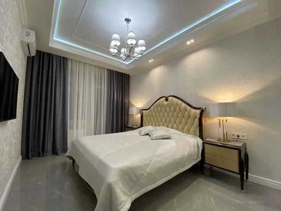 Здається 2-кімнатна квартира на вул. Микільсько-Слобідська 3А