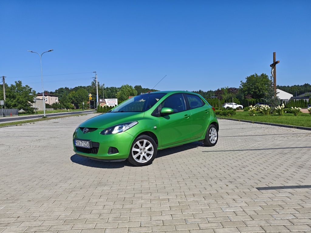 Sprzedam Mazda 2 z instalacją LPG. Super autko!