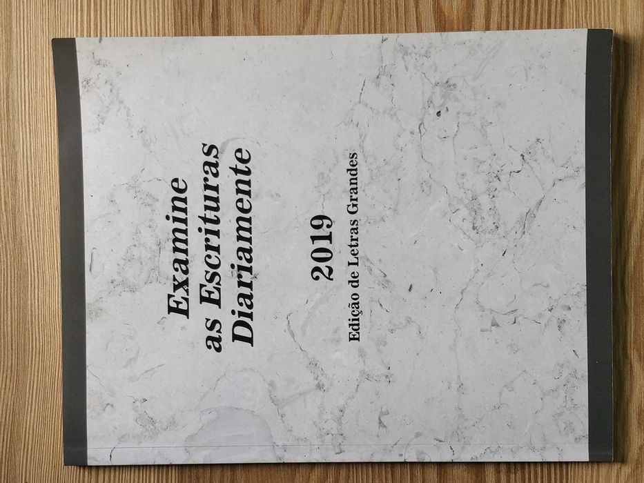 Examine as Escrituras Diariamente - Livro
